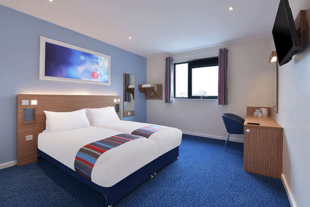 Travelodge Bracknell Quarto foto